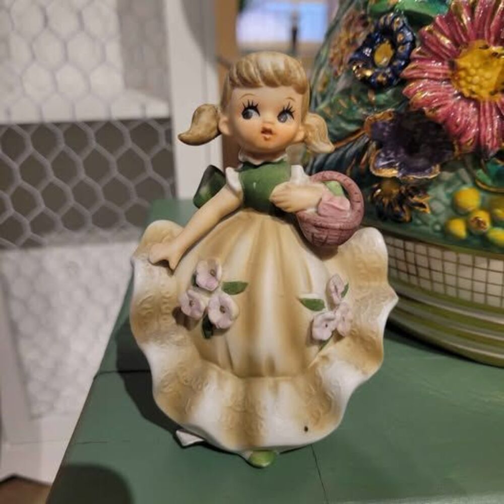 Lefton Girl Figurine • Flower Dress • Basket • Big Green Bow 🌸